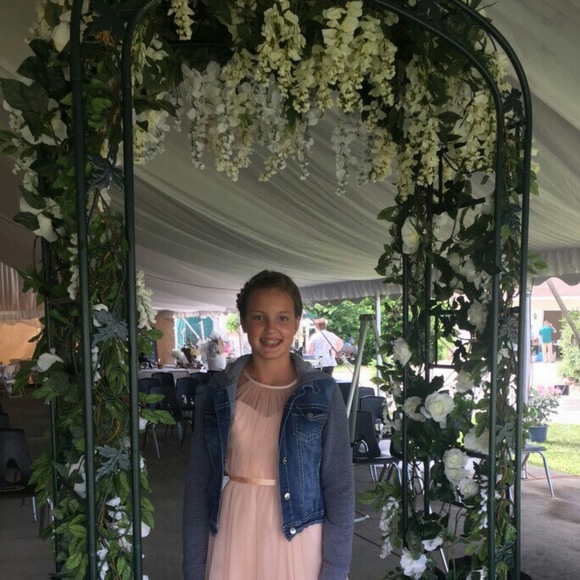 Meet your Posher, Kelsey - Picture 1 of 1